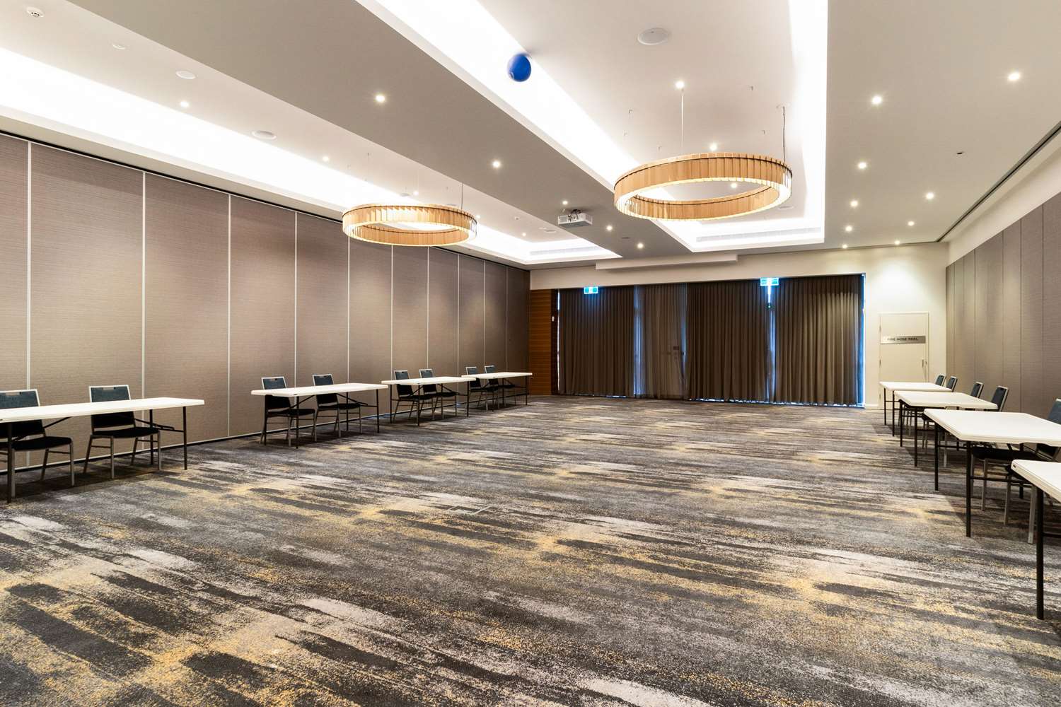 Quality Hotel Rules Club Wagga 15/17