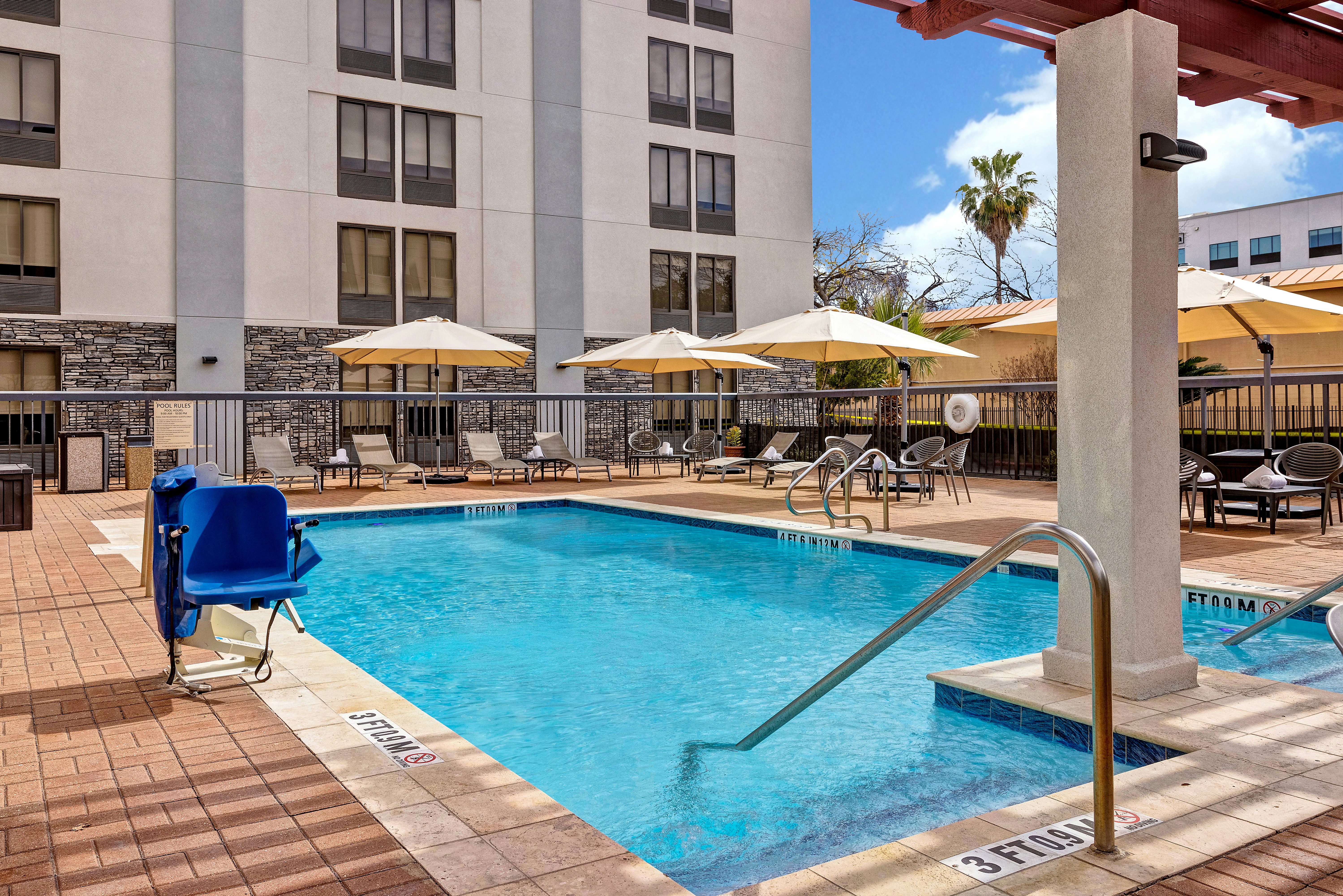 Hampton Inn San Antonio Downtown River Walk 42/43