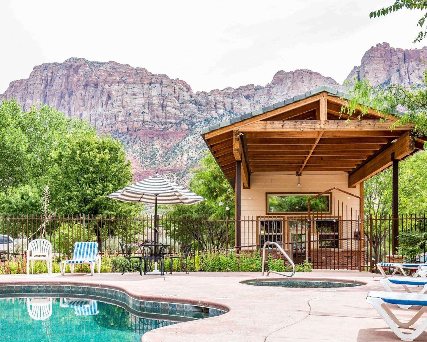 The Montclair Inn And Suites At Zion National Park 2/13