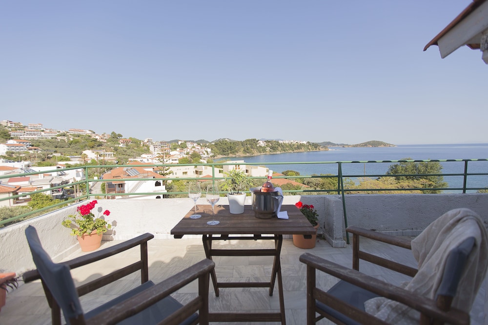 Nimfi Hotel, Skiathos 35/50