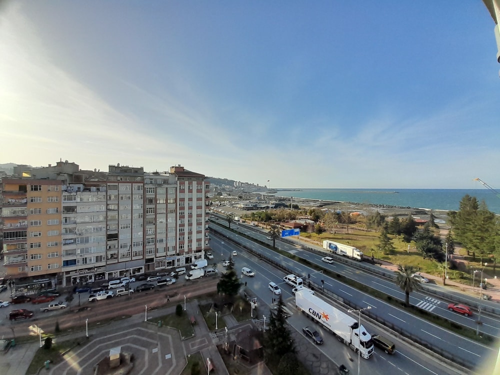 Simal Hotel 4/50