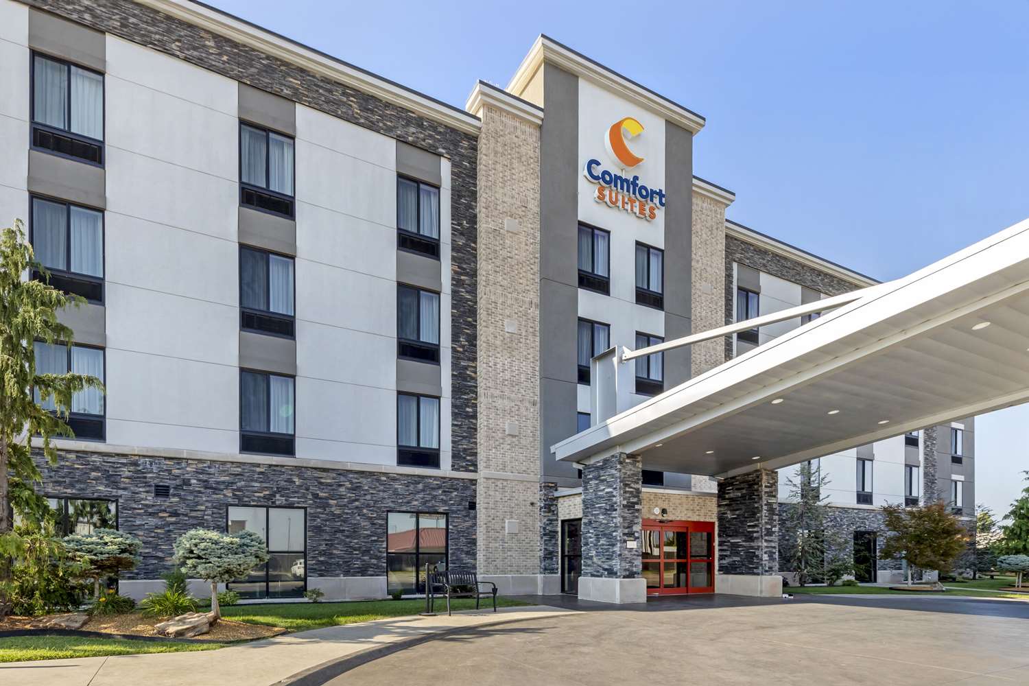 Comfort Suites Meridian And I-40 15/18