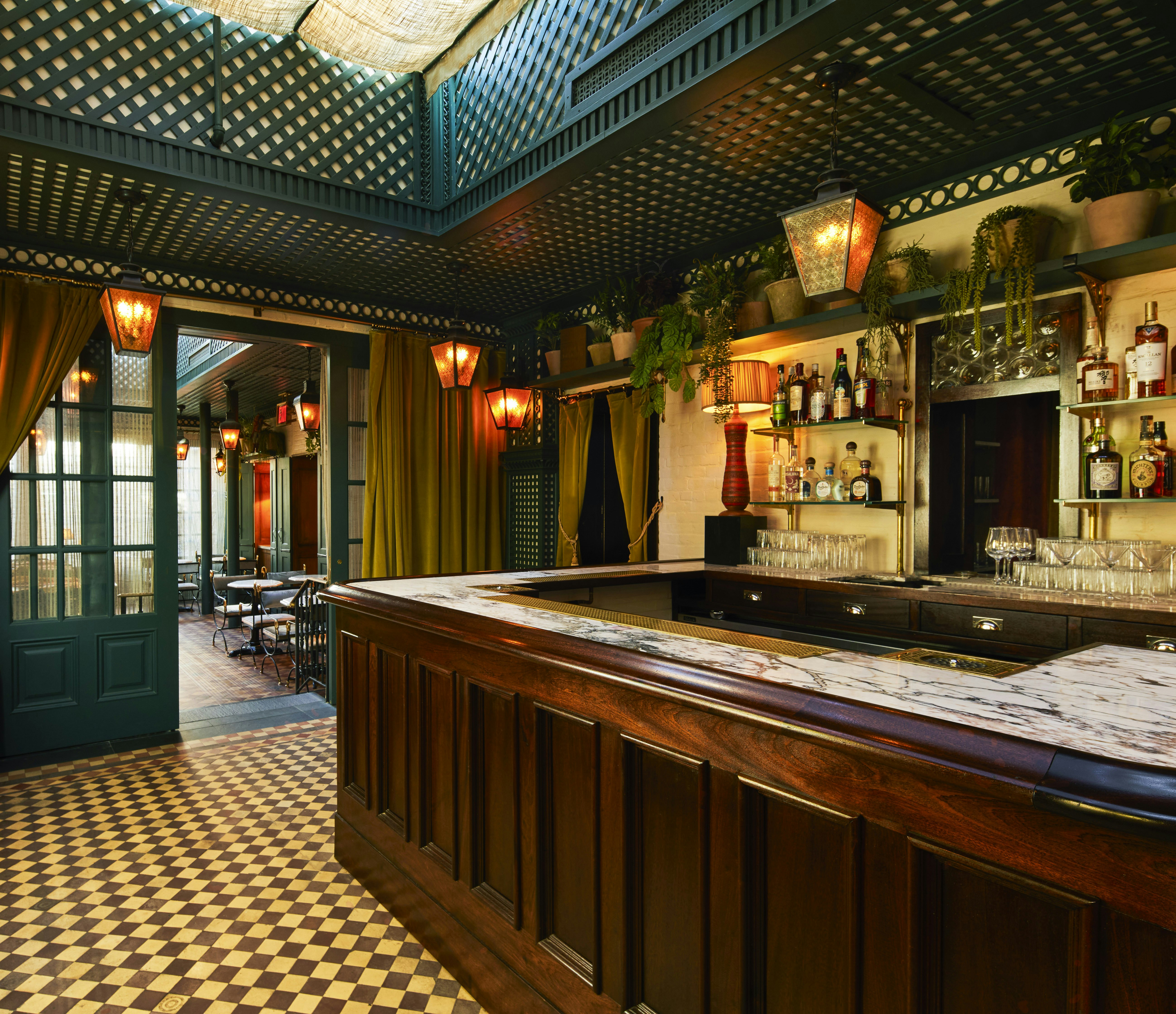The Hotel Chelsea 4/35