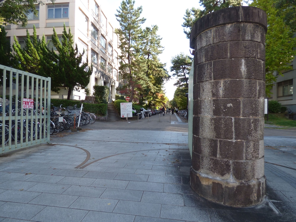 Guesthouse Hyakumanben Cross 39/50
