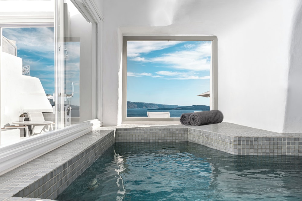 Caldera Premium Villas 35/70