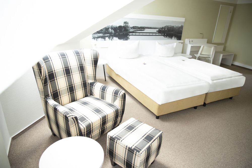 Hotel Am Schlosspark 38/71