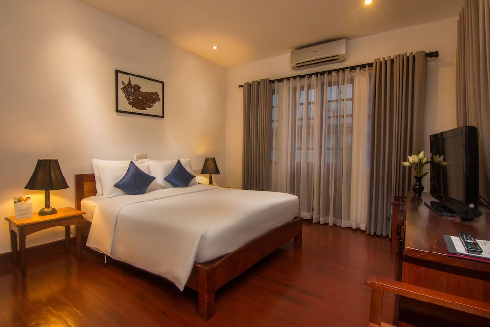 Apsara Centrepole Hotel 23/74