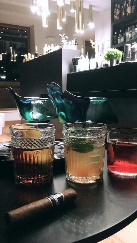 Baca Suites Restaurant & Bar 27/56