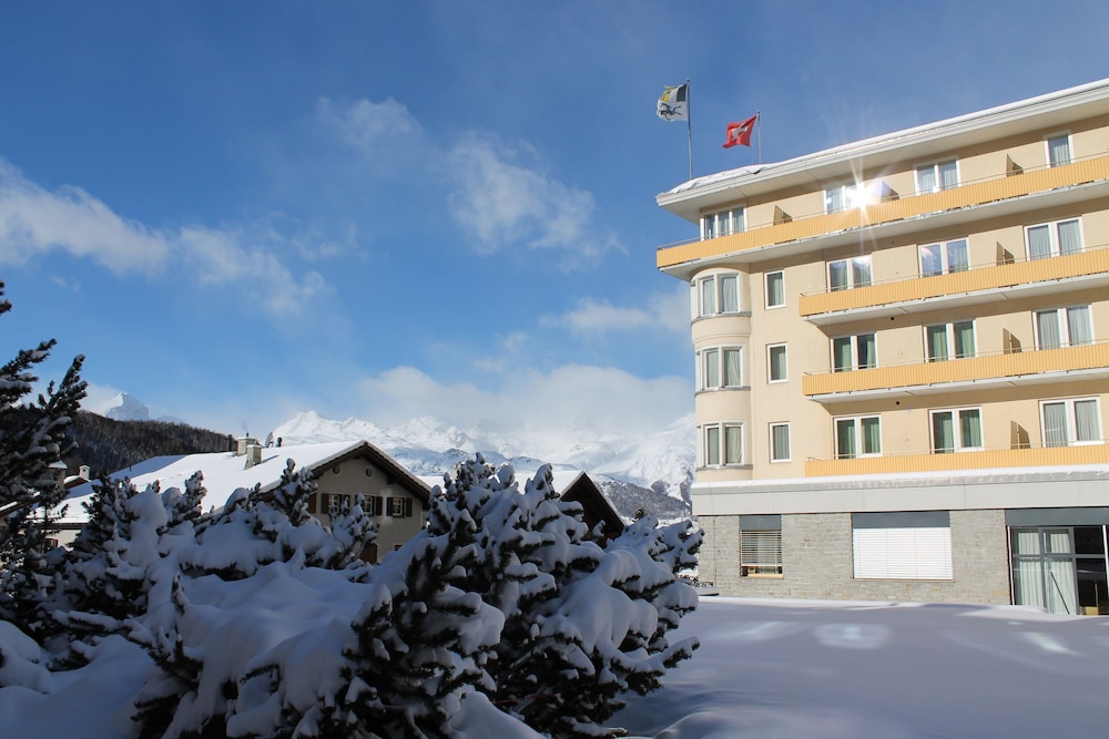 Hotel Schweizerhof Pontresina 2/68