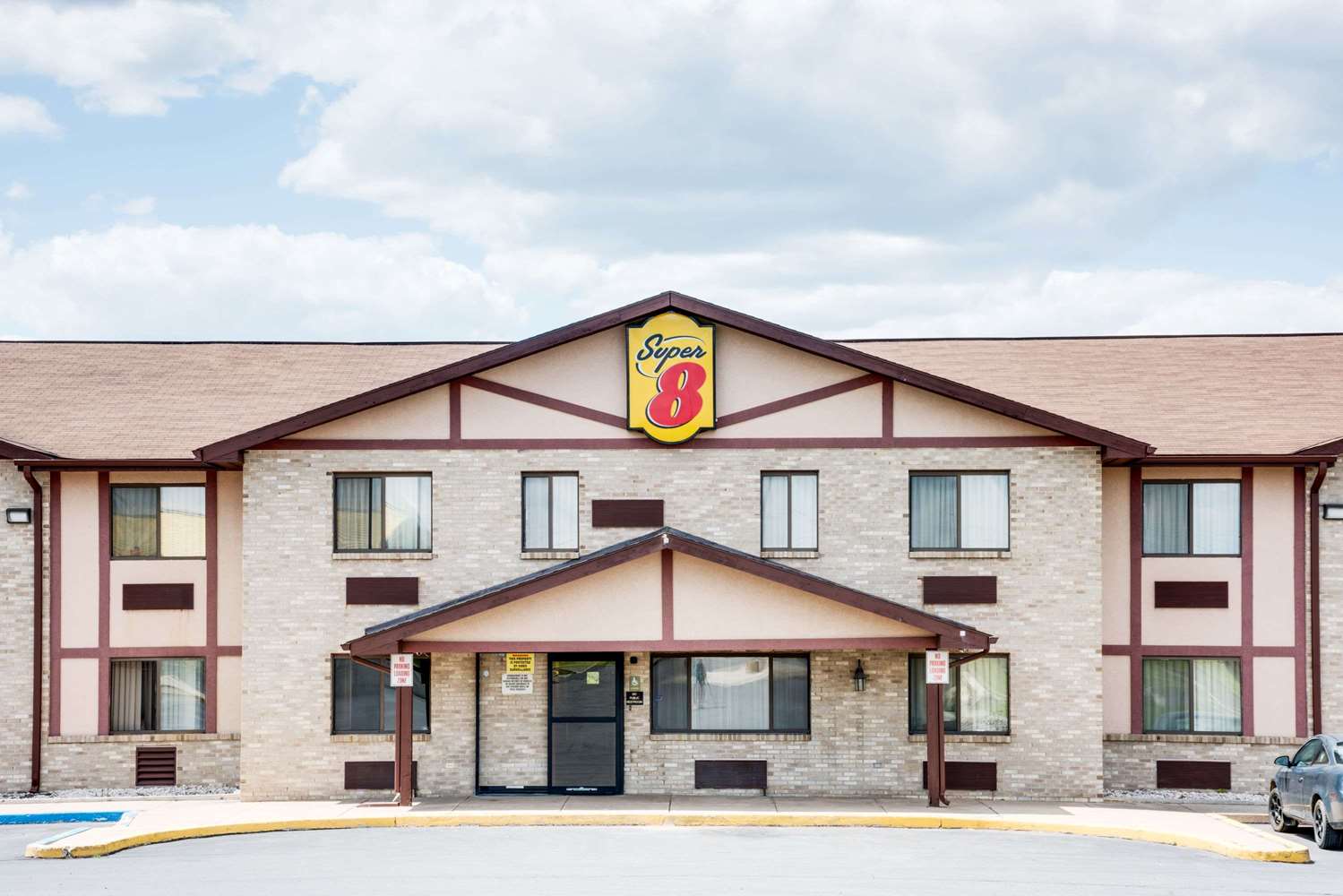 Super 8 by Wyndham Kutztown/Allentown Area 2/7
