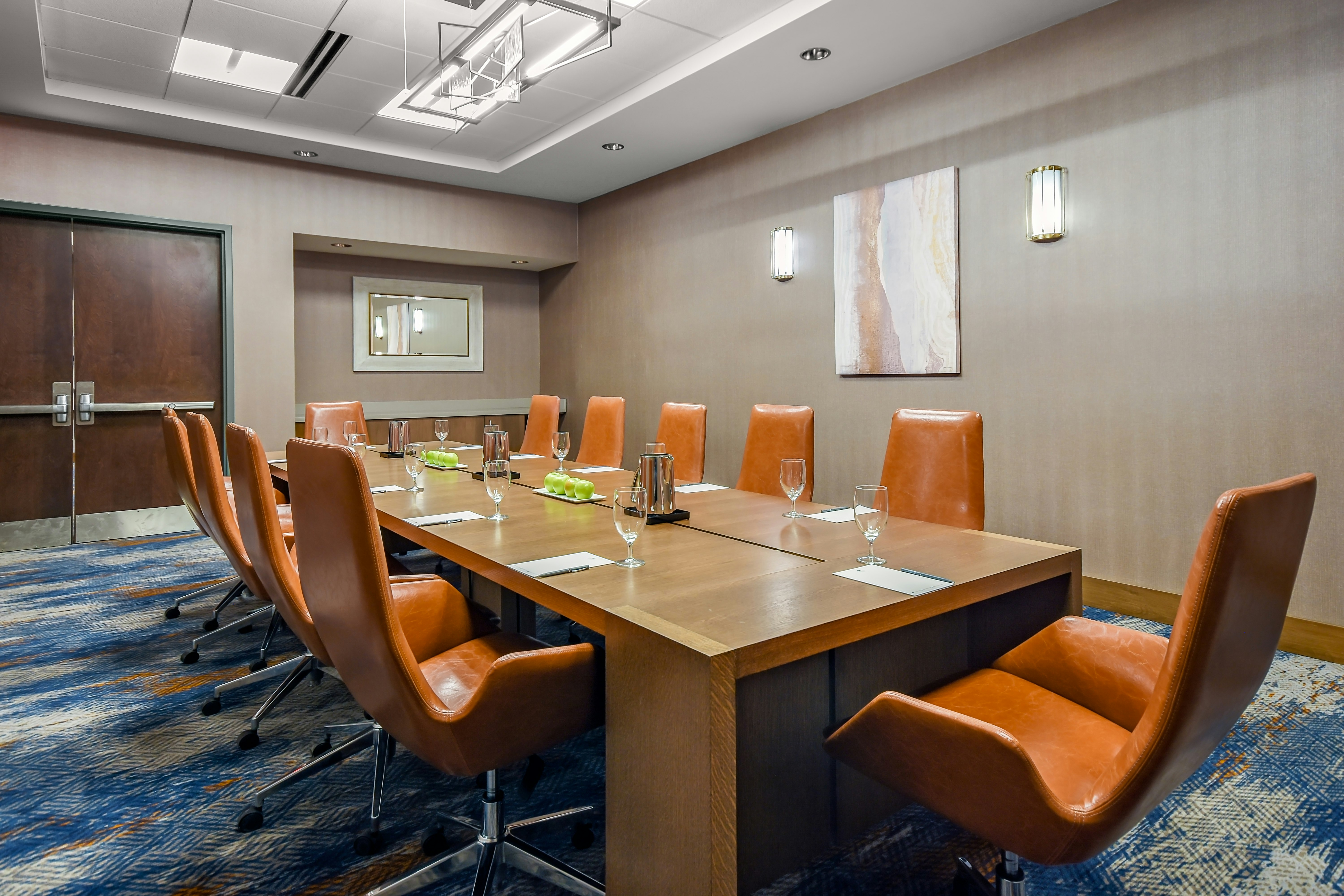Embassy Suites by Hilton Jonesboro Red Wolf Convention Center 50/60