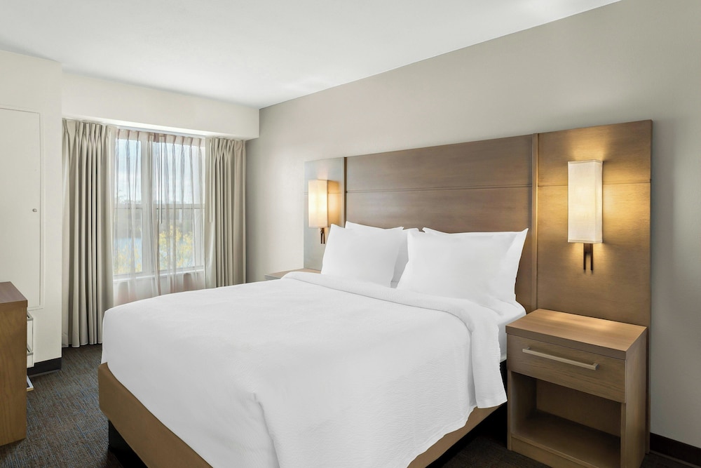 1 Bedroom, Suite