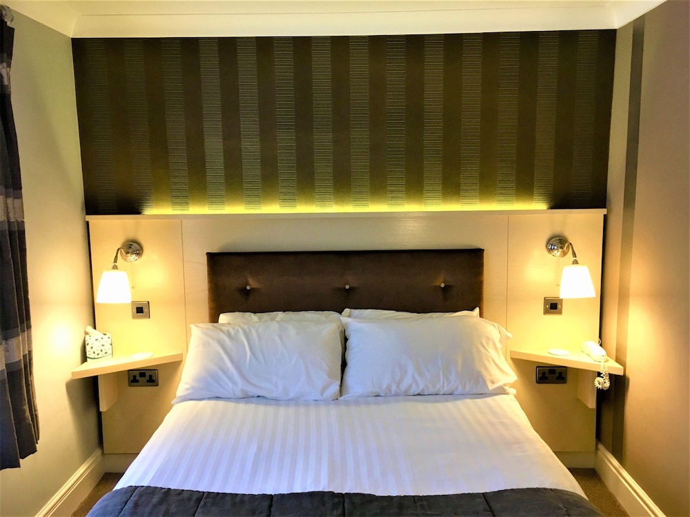 Astley Bank Hotel by Sunday 16/58