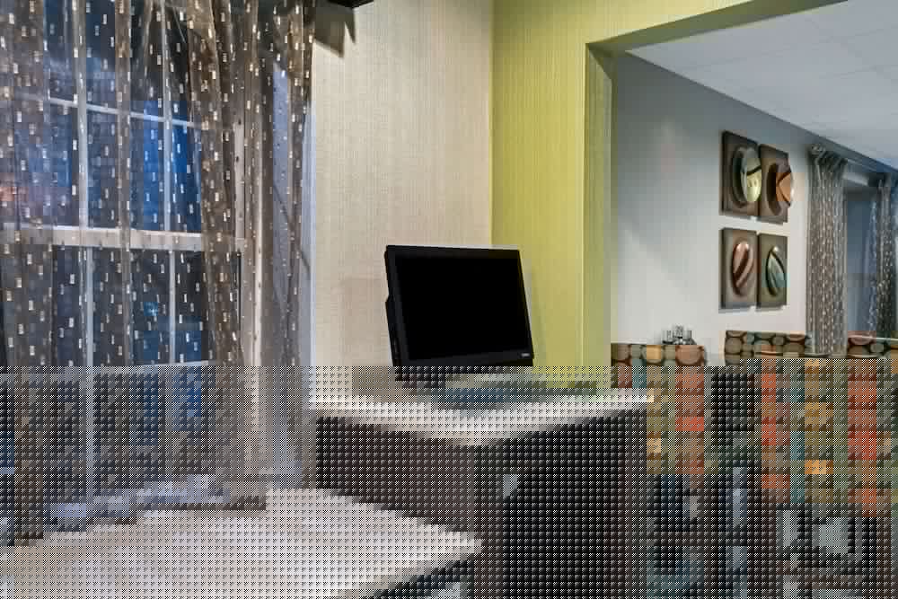 La Quinta Inn & Suites by Wyndham Lebanon 29/37