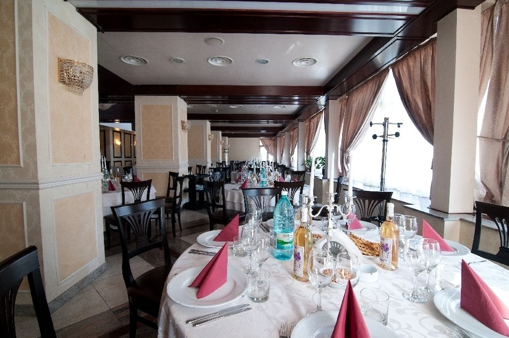 Hotel Rapsodia 32/46