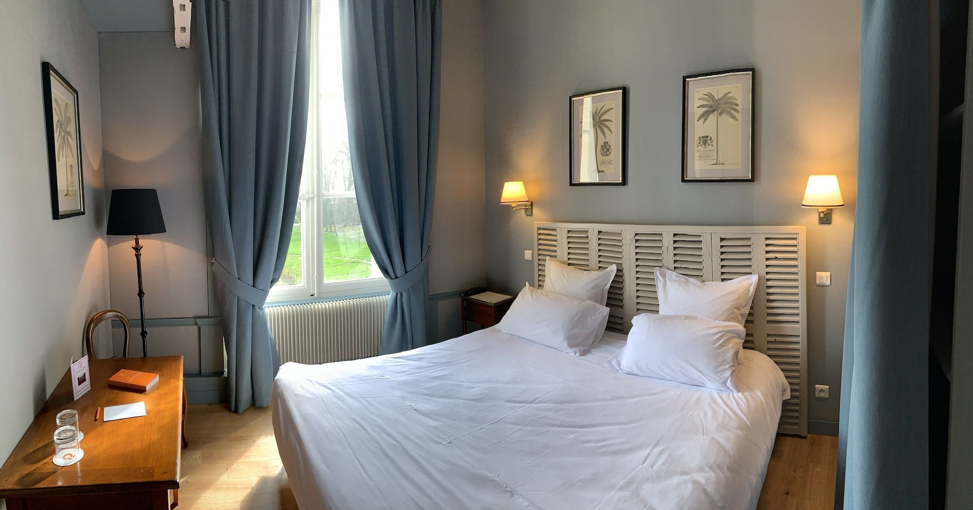 Authentic, 2 Double Beds