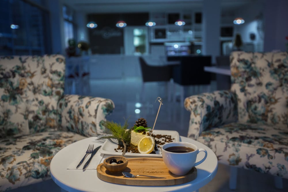 Cavit Duvan Prestige Hotel 43/52