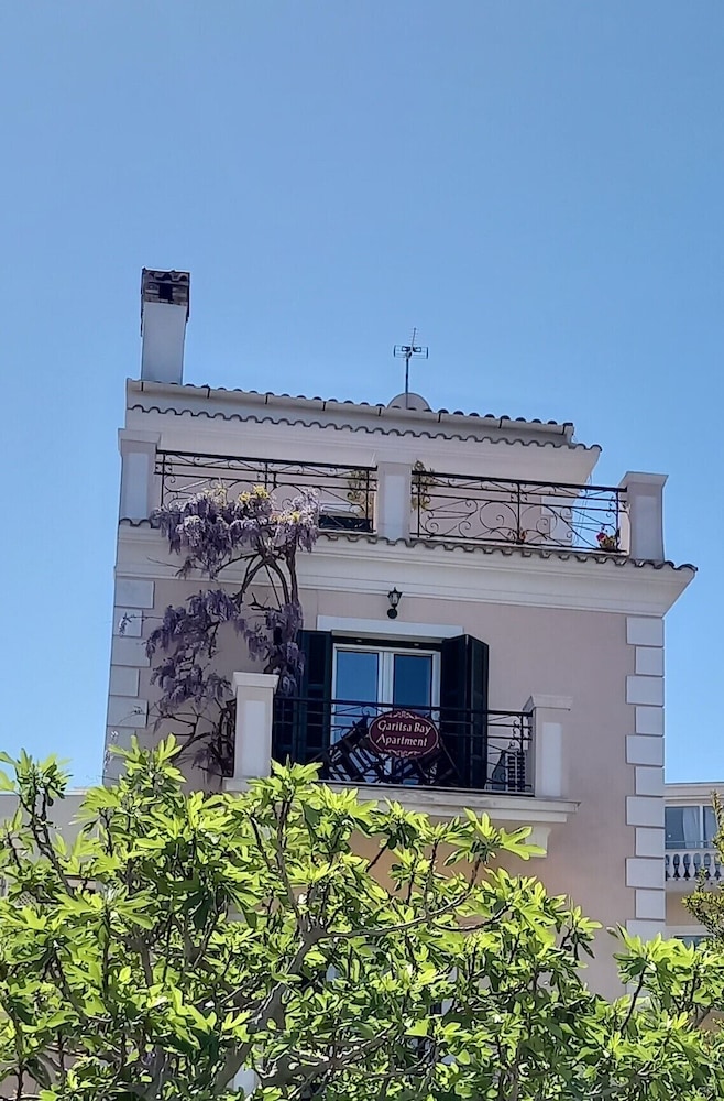 Garitsa bay Apartment 5/50