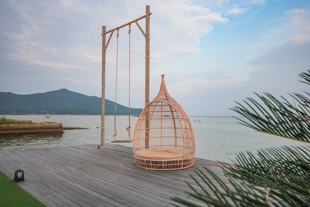 Baan Tah On The Sea 38/43