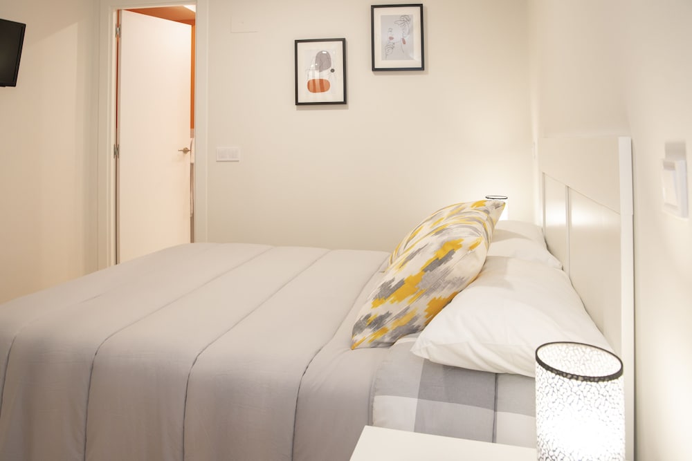 HOSTAL MONTALOYA 36/68