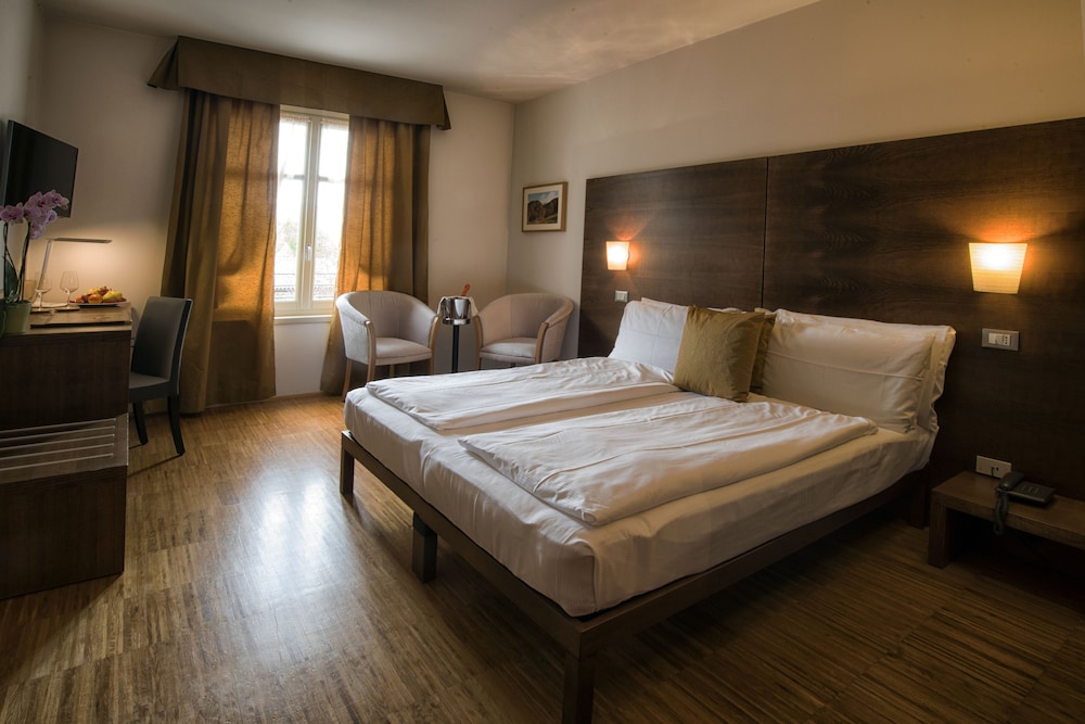 Hotel Cortese 20/60