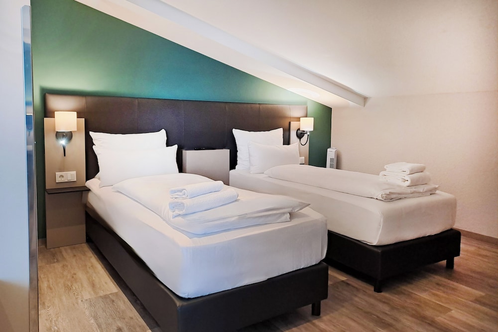 Premium, Twin Beds