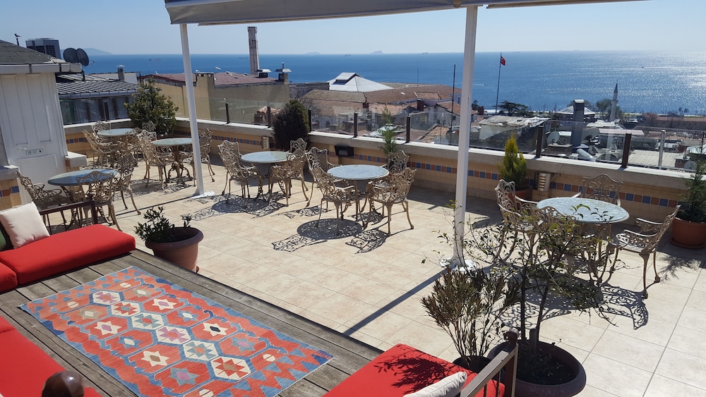 Hotel Fehmi Bey 60/75