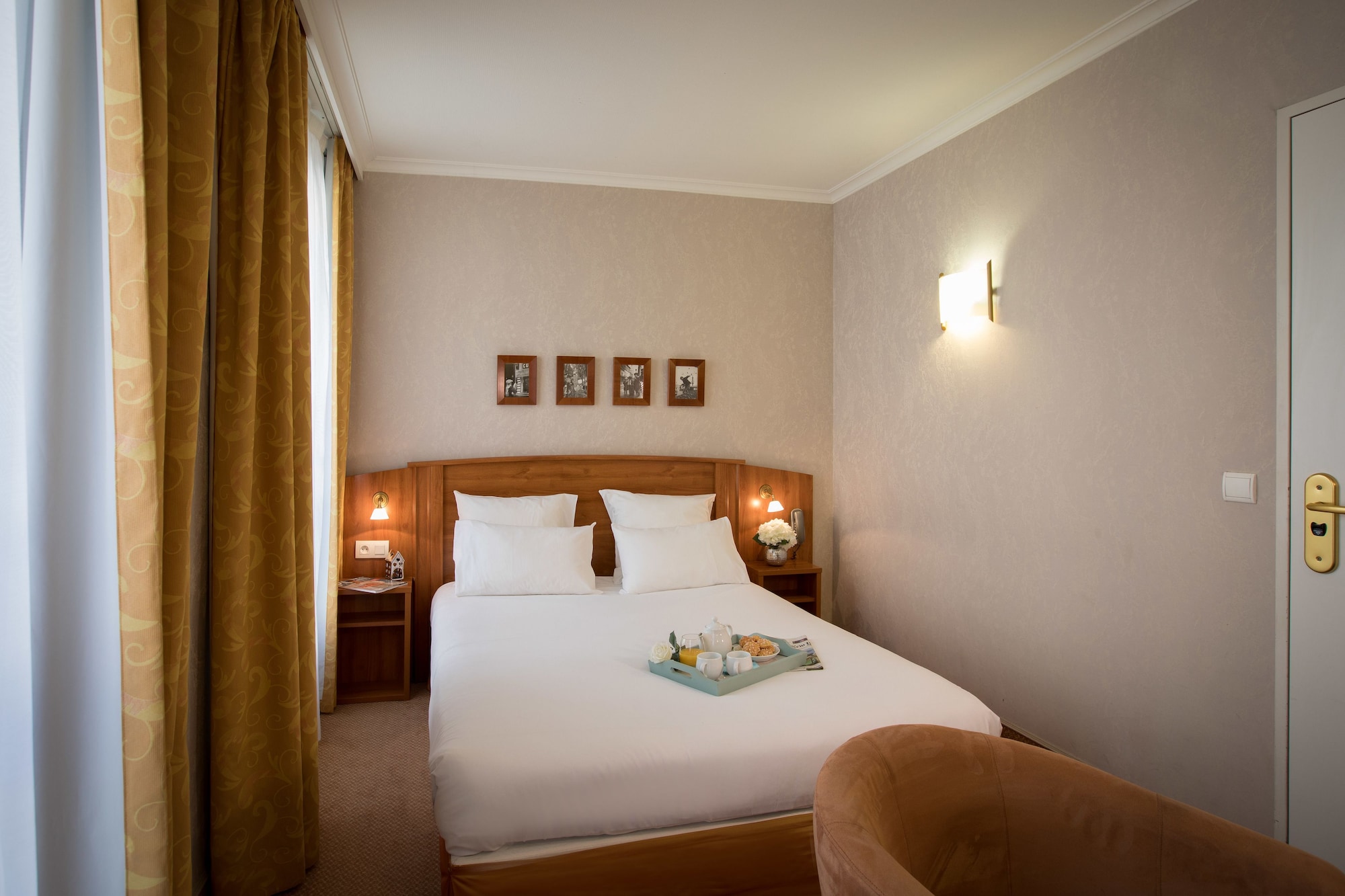 SUPERIOR, DOUBLE BED