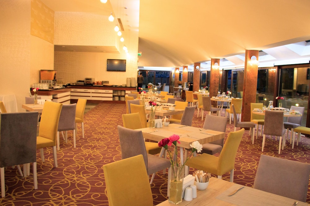 Burcman Hotel 27/45