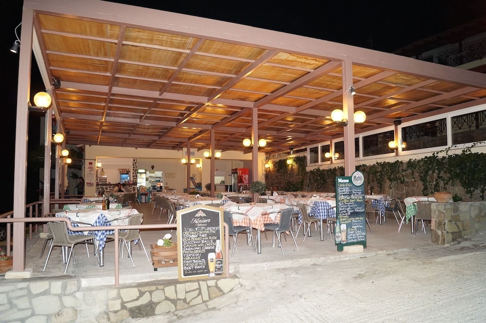 Agia Fotia 16/30