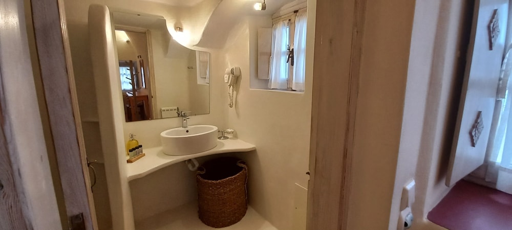 Villa Kisiris 39/40