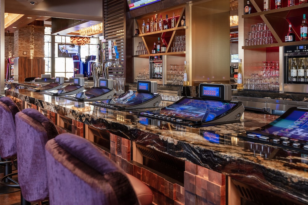 Monarch Casino Resort Spa Black Hawk 71/73