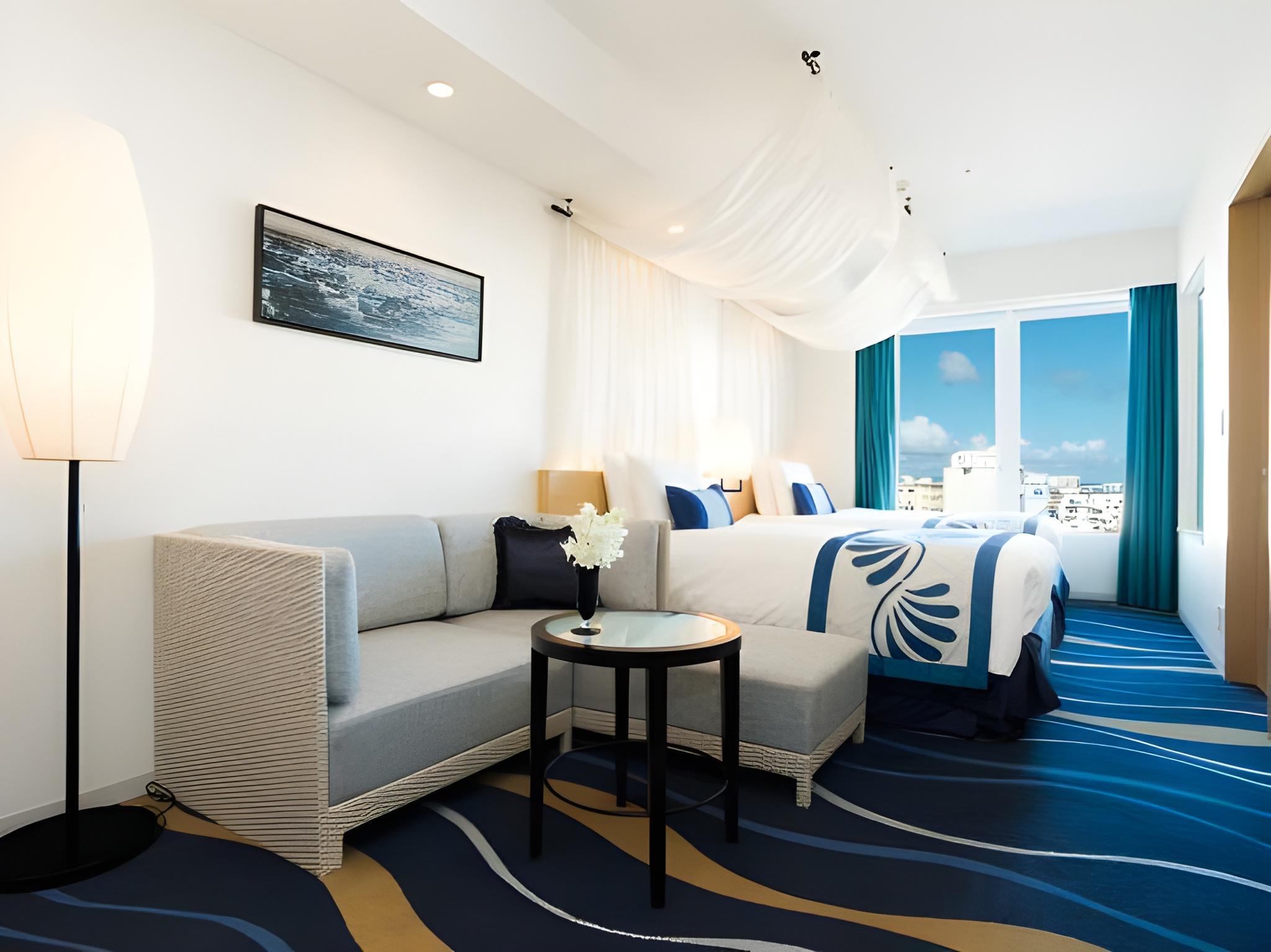 Standard, Single, Twin Beds, Bay Side, Bathtub