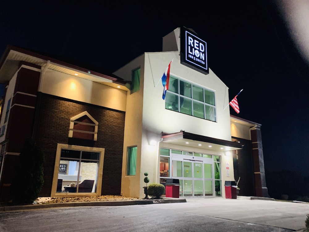 Countryside Suites Kansas City Independence I 70e Sports Complex Hotel 2/40