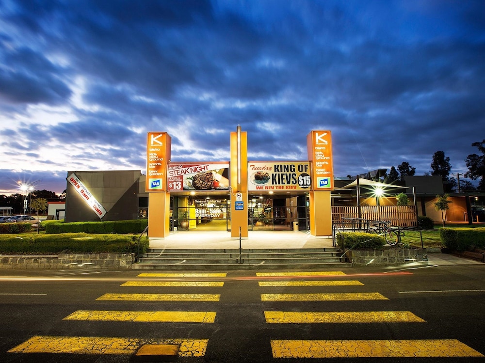 Nightcap at Keysborough Hotel 2/41