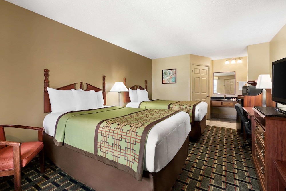 Baymont by Wyndham Warner Robins 30/63