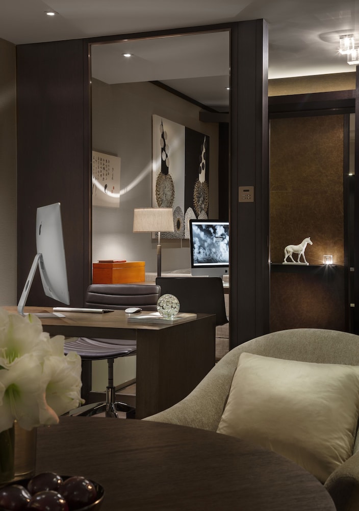 Rosewood Beijing 32/96