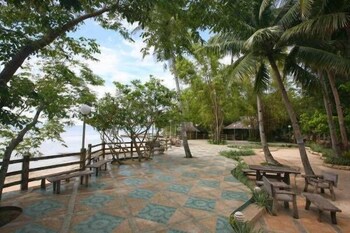 San Remigio Beach Club 37/49