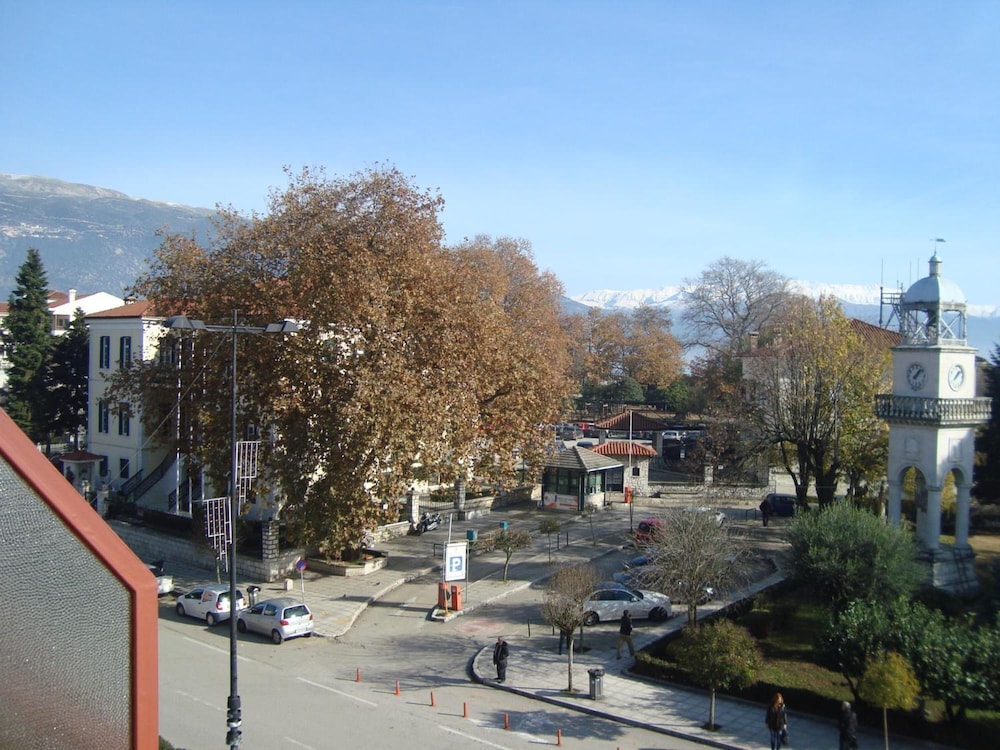 Hotel King Pyrros 36/38