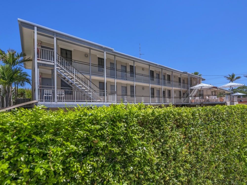 Camden Motor Inn 3/57