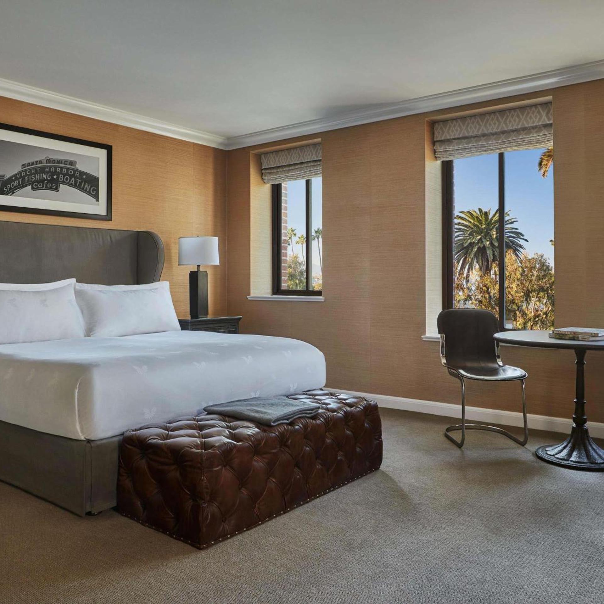 Fairmont, King Bed, Accessible