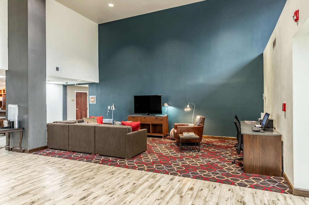 Lobby at Four Points by Sheraton Greensboro Airport, GREENSBORO - NC