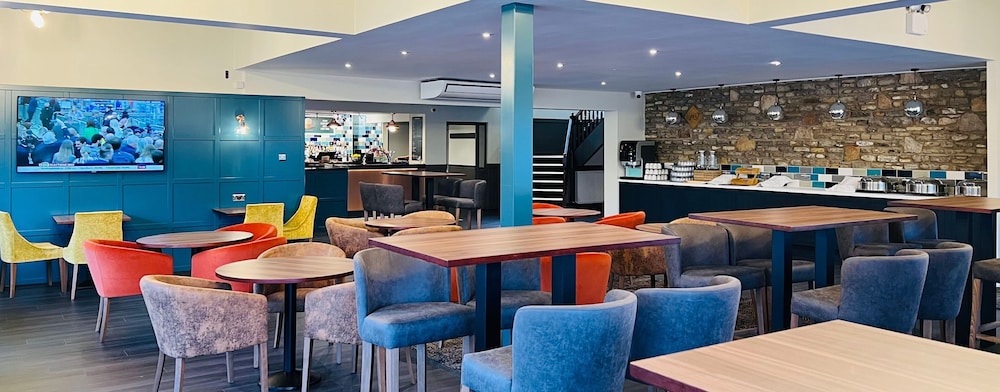 Almondsbury Interchange Hotel 21/31