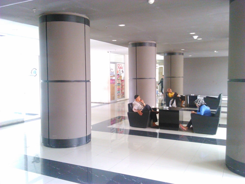 Apartemen The Suites Metro Yudis 4/39