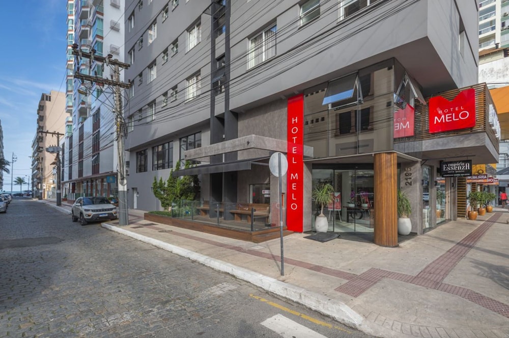 Melo Hotel 62/70