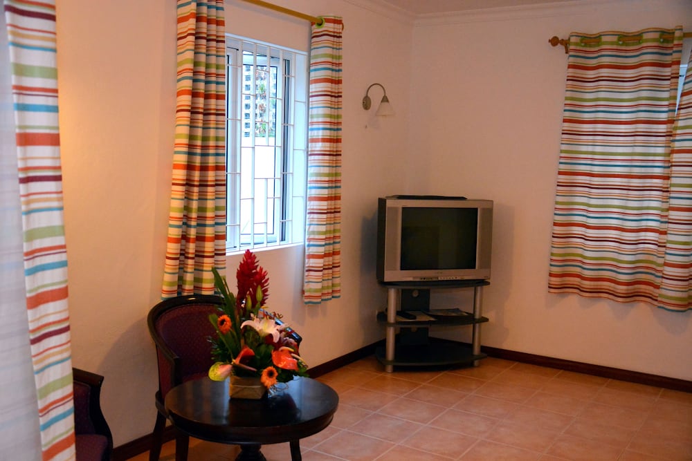 La Pointe Villas 34/70