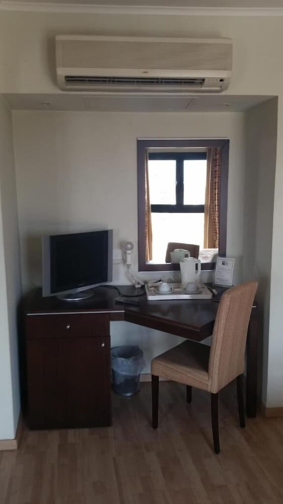 Livadhiotis City Hotel 52/64