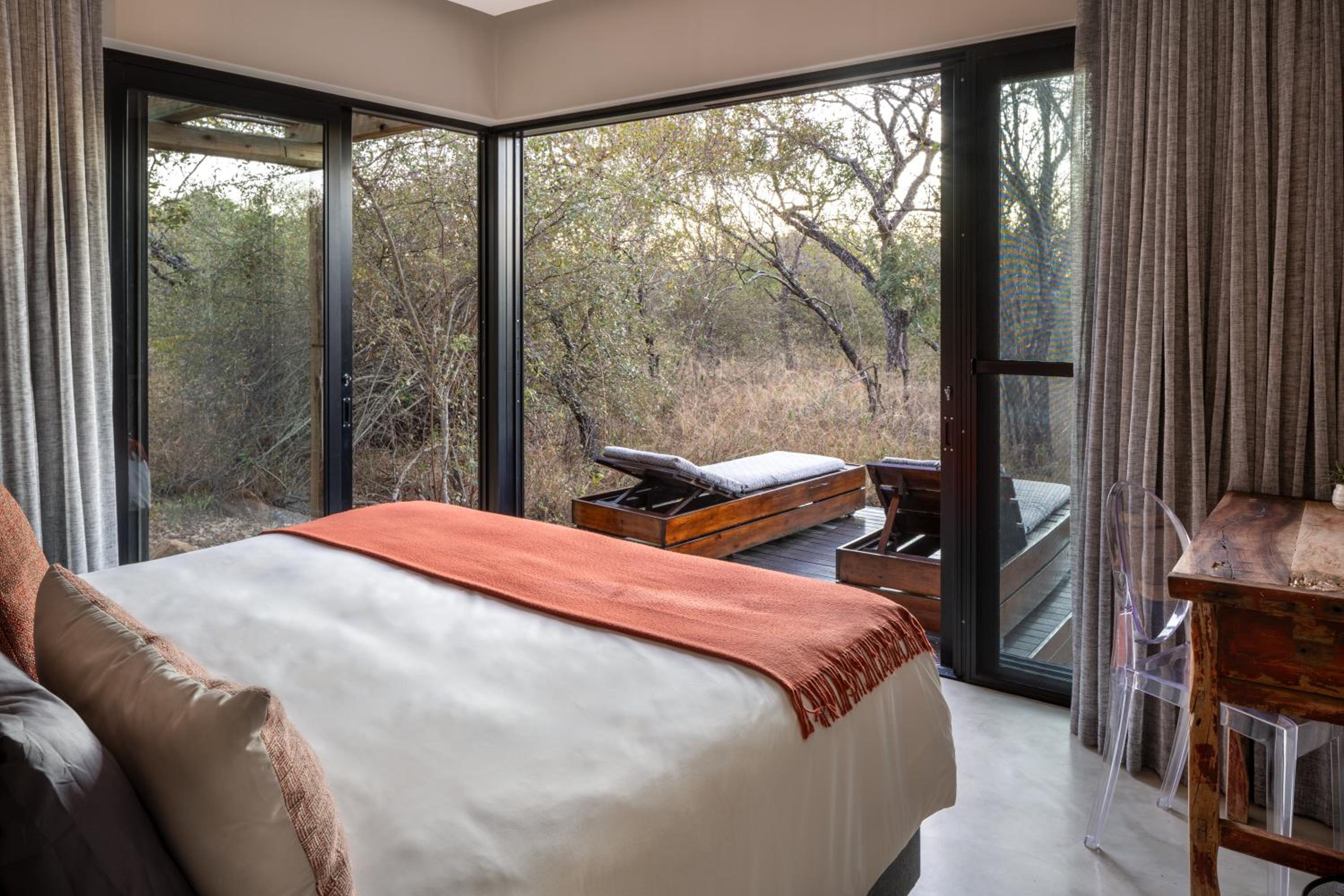 Rixile Kruger Lodge 4/30
