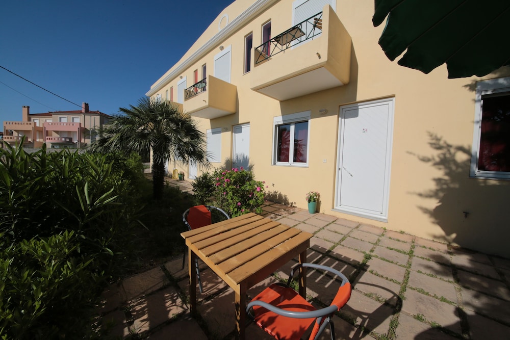 Point Twins Apartments photo2