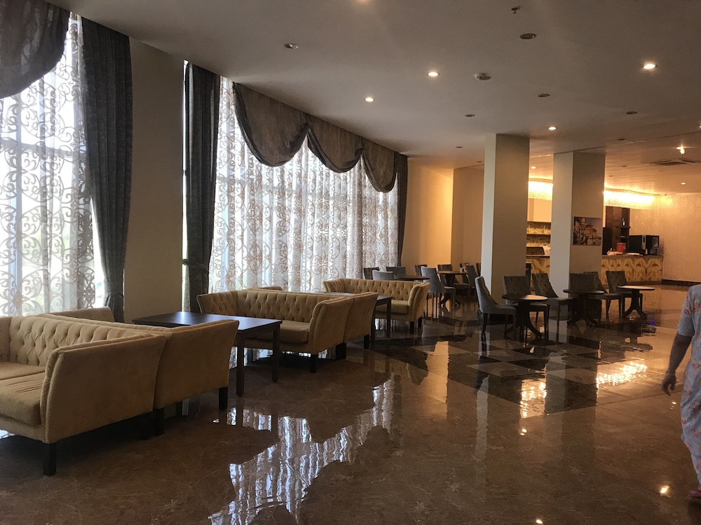 Throne Beach Resort and Spa 29/50